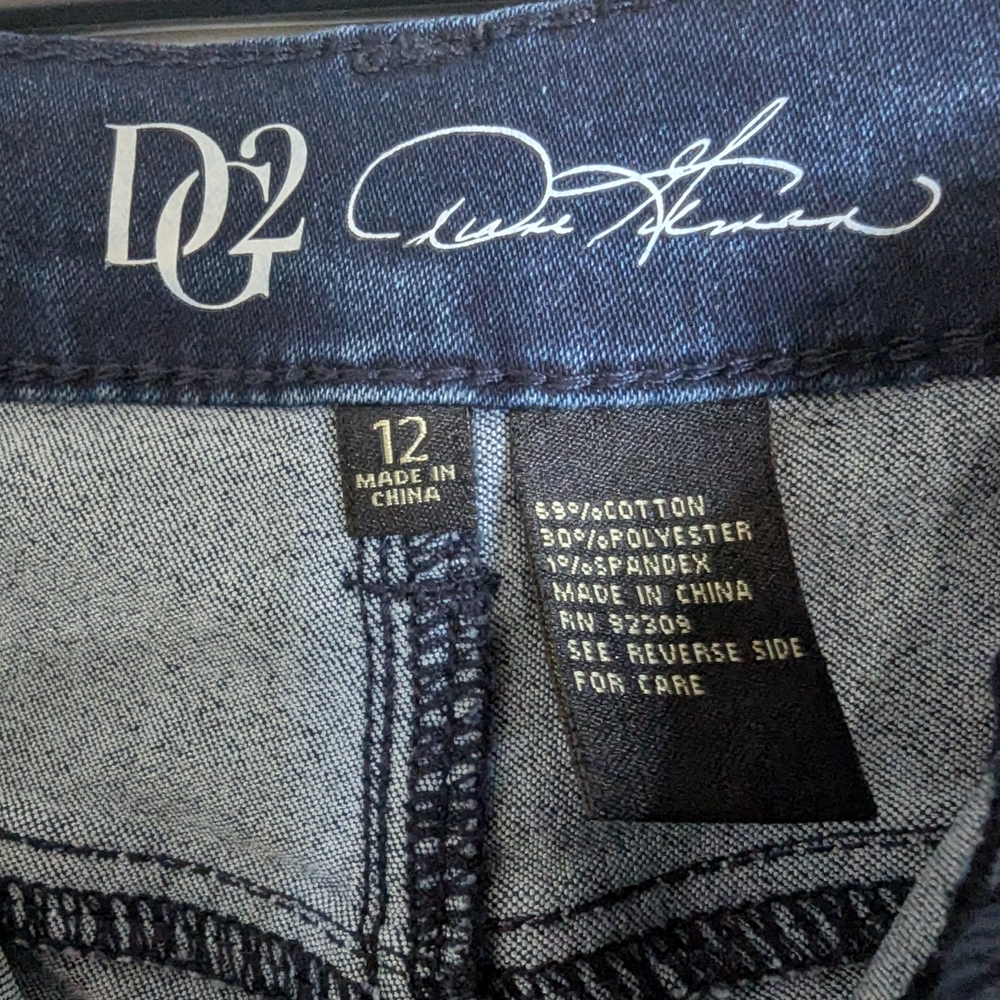 DG2 By Diane Gilman Embroidered Women's Jeans New! - Picture 4 of 6